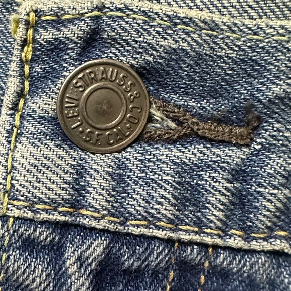 NWT Levis 501 Button A Mid Rise women Jean - Picture 8 of 12